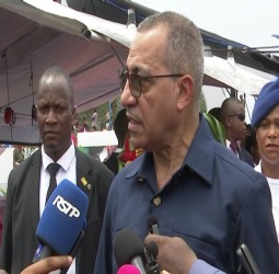 “Não se pode permitir que o país seja bloqueado por meia dúzia de pessoas” - Presidente da República