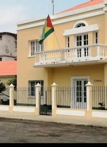 Ministério Público abre processo-crime à três cidadãos nacionais por ofensa ao PR