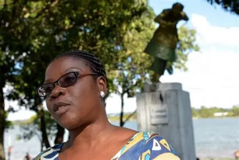 PR enaltece figura de SÃ£o Deus Lima e trabalhadores da TVS rendem homenagem a malograda